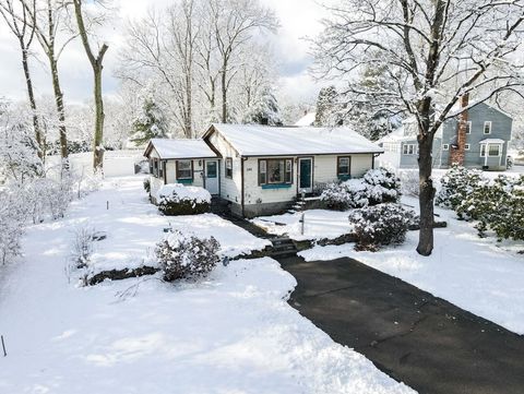 246 Pemberton Street Walpole MA 02081