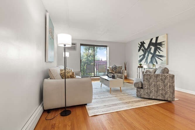 301 Lowell Street Condo 31