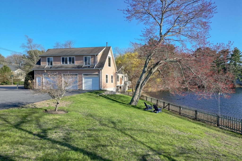130 Scadding St