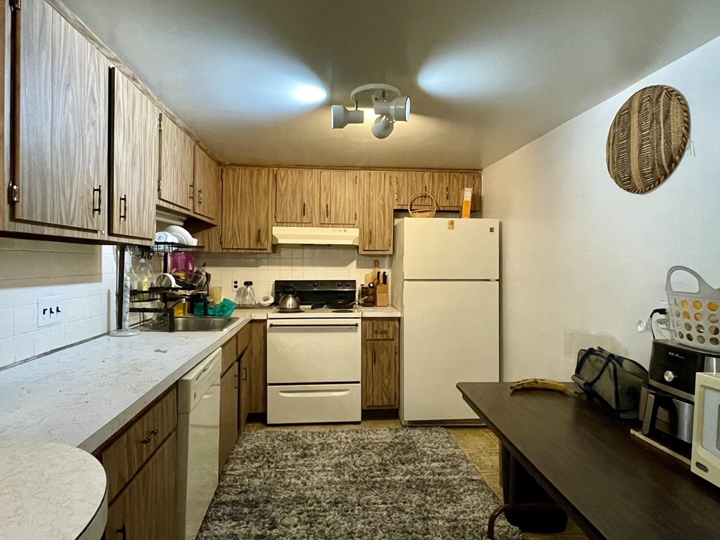 Photo of 382 Massachusetts Ave, Arlington, MA