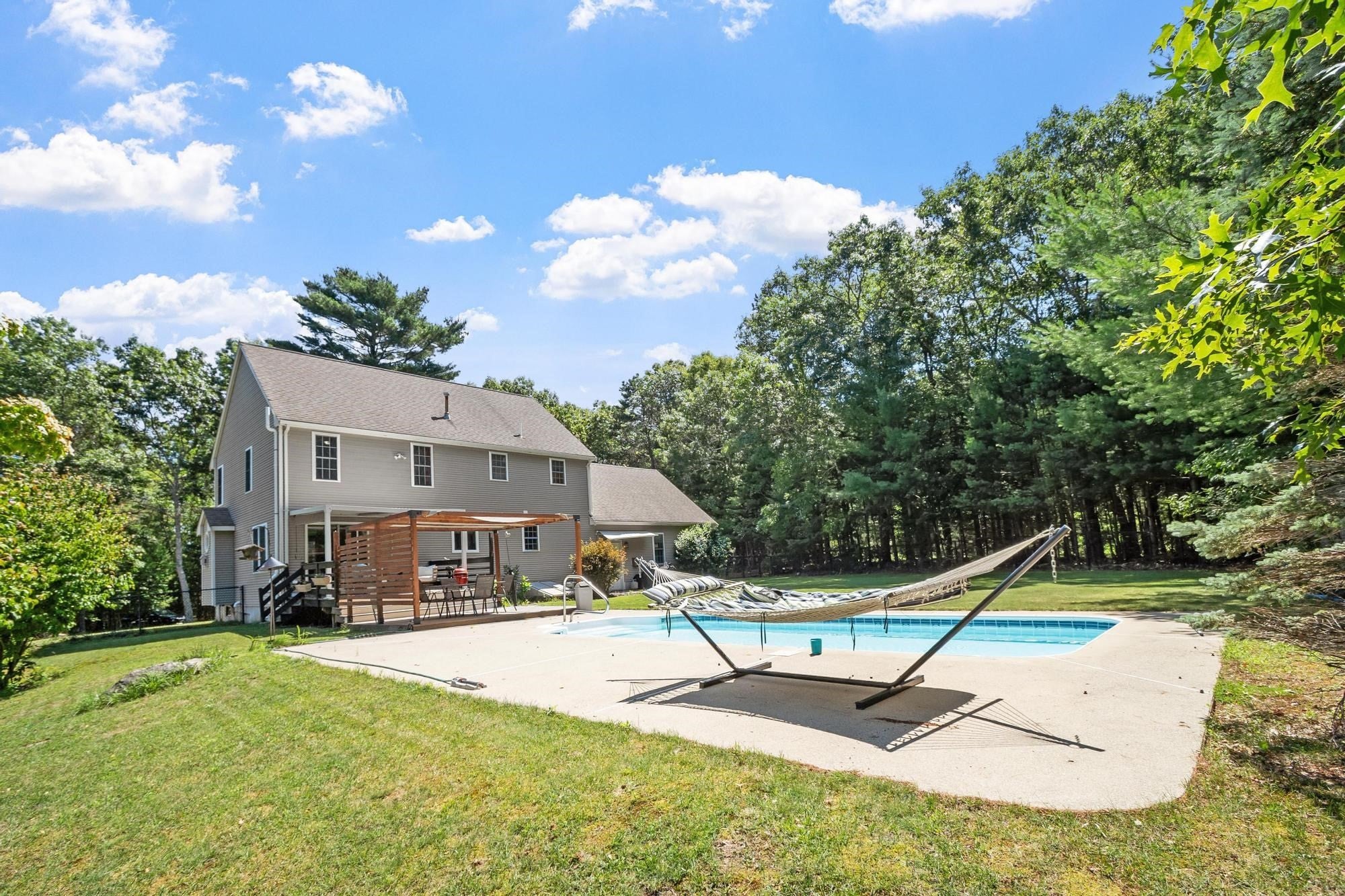 23 Black Cat Rd