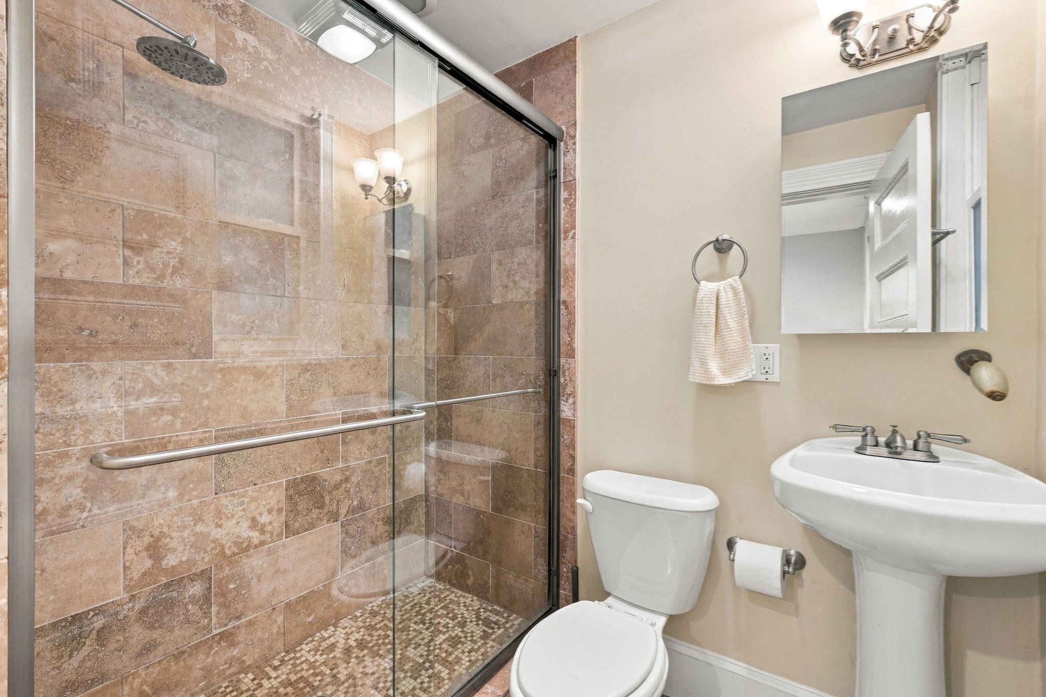 22 Hewlett St #1, Boston, MA, 22 Hewlett St #1, Boston, MA Photo #21