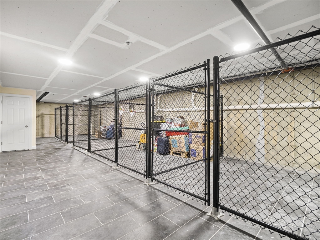 Revere, Massachusetts 02151, United States, 3 Bedrooms Bedrooms, ,2 BathroomsBathrooms,Residential,Active,181417