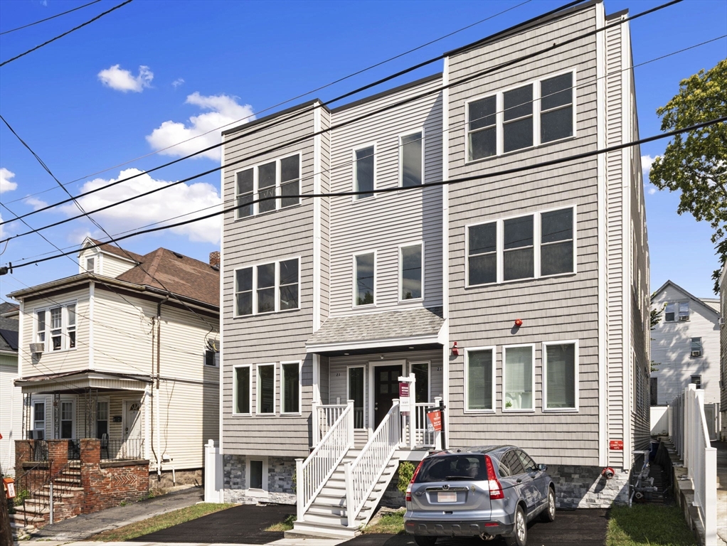 Revere, Massachusetts 02151, United States, 3 Bedrooms Bedrooms, ,2 BathroomsBathrooms,Residential,Active,181417