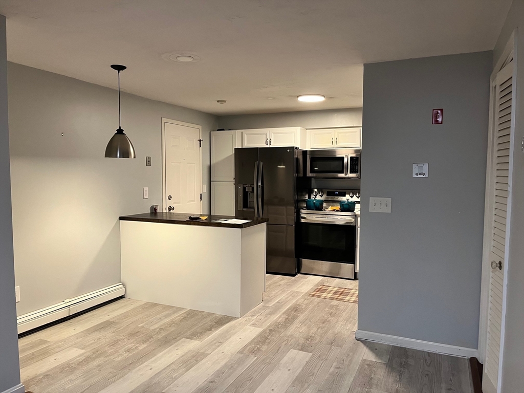 610 S Franklin St F301
