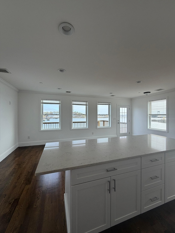 375 Crescent Avenue 6