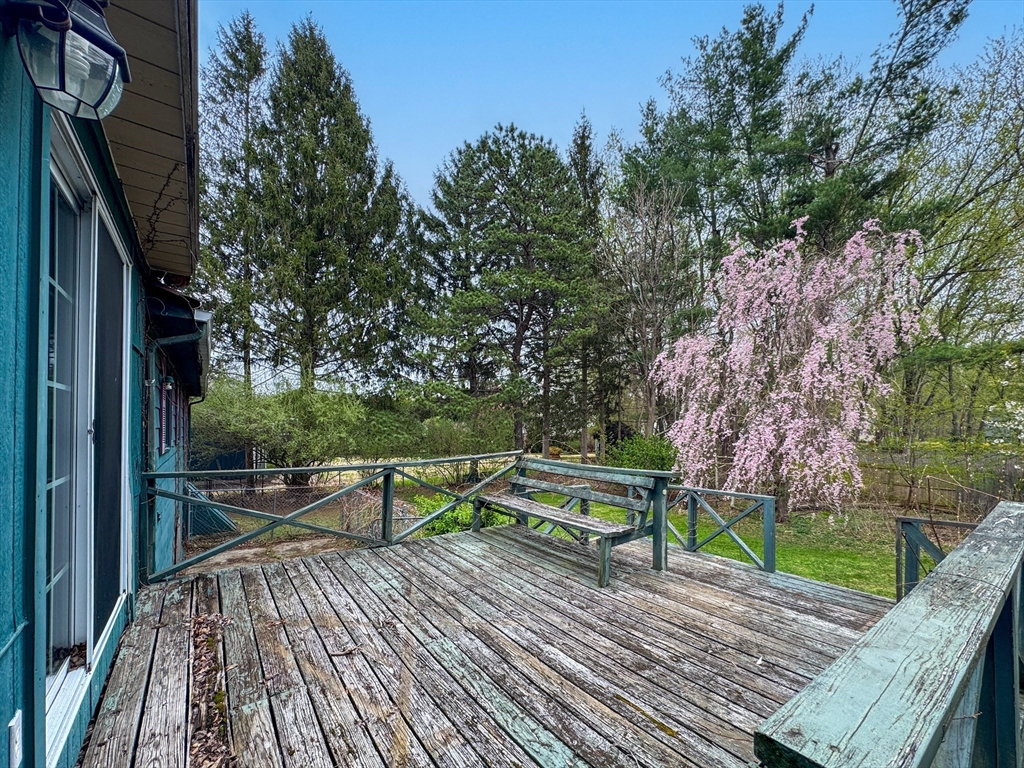 60 White Fox Rd, Agawam, MA Photo #27