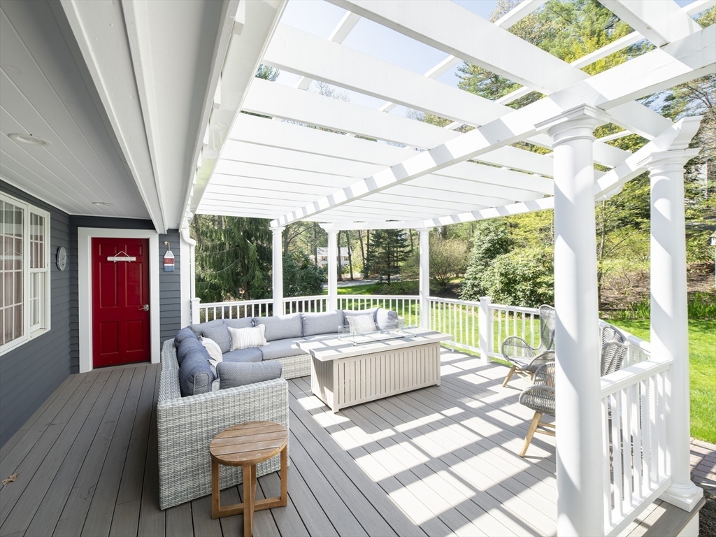 20 Tinkers Ledge Rd