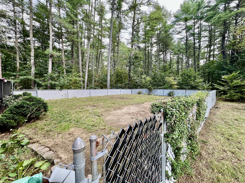 18 Bridal Path Lane
