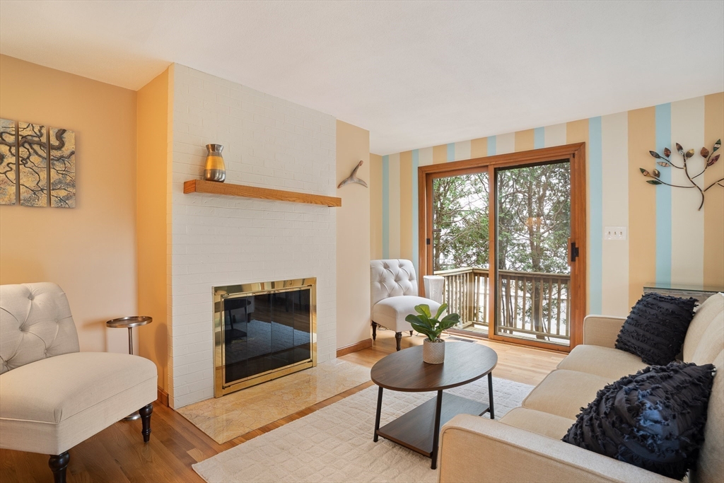 76 Grove St 76