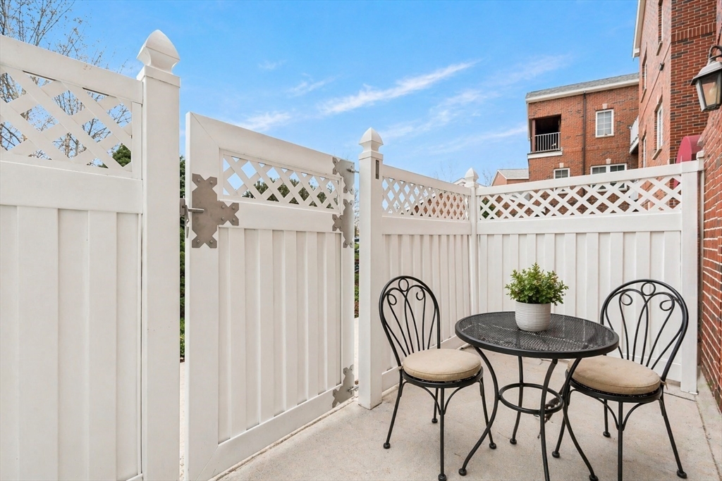7 Conant Road 53