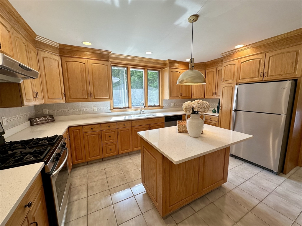 31 Sears Ave 2