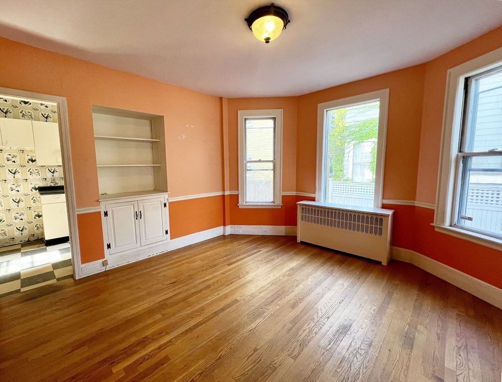 85 Rindge Avenue