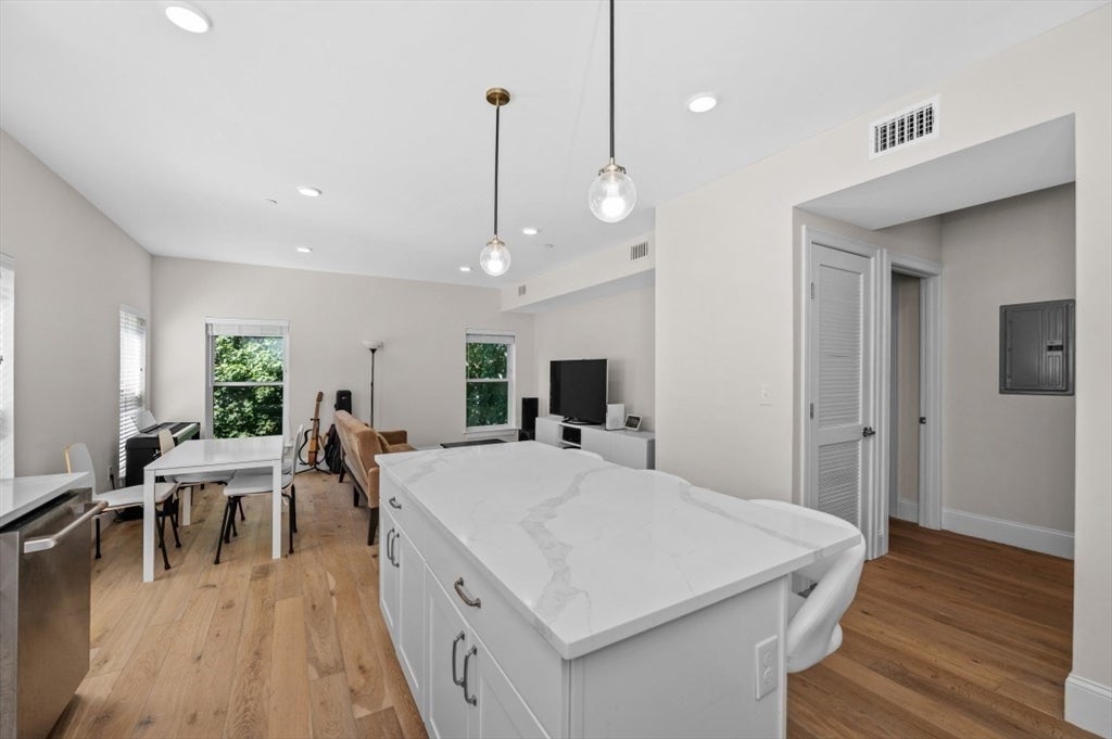 27 Ward St #302, Boston, MA, 27 Ward St #302, Boston, MA Photo #7