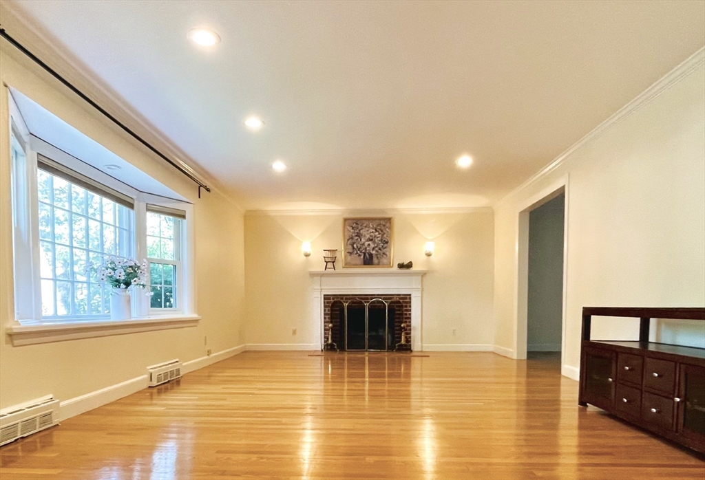 73 Audubon Dr