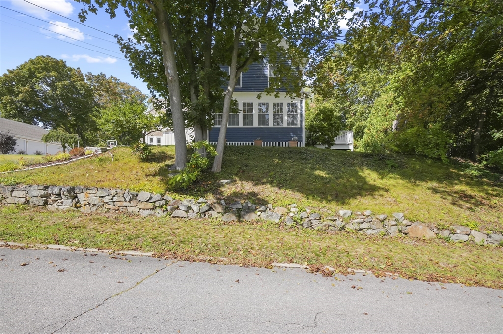 12 Moulton St 1