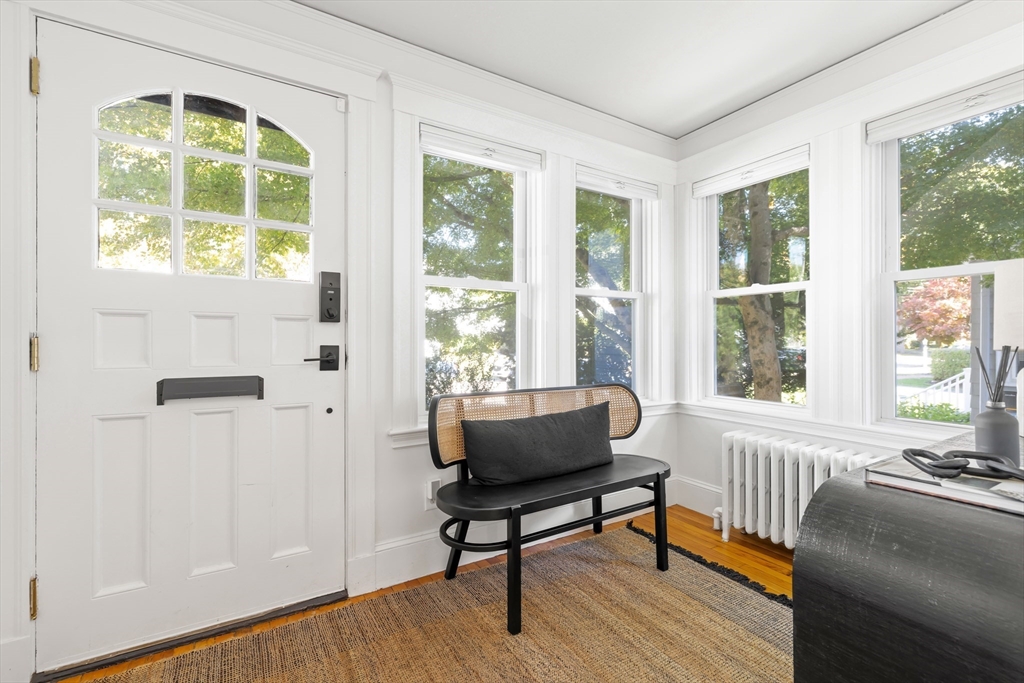 Wellesley, Massachusetts 02481, United States, 2 Bedrooms Bedrooms, ,2 BathroomsBathrooms,Residential,Active,228355