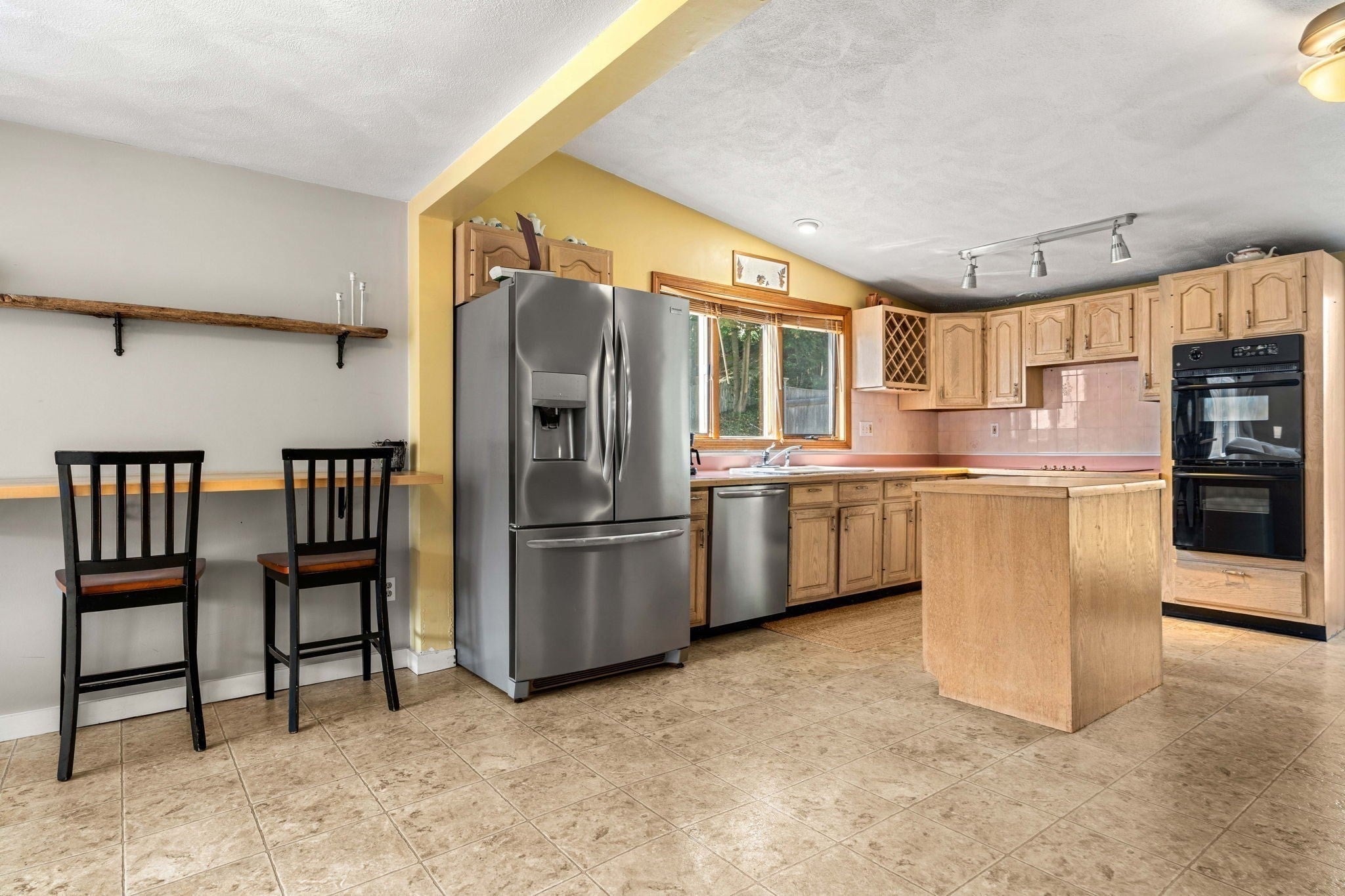 1 Granite Court, Gloucester, MA Photo #8