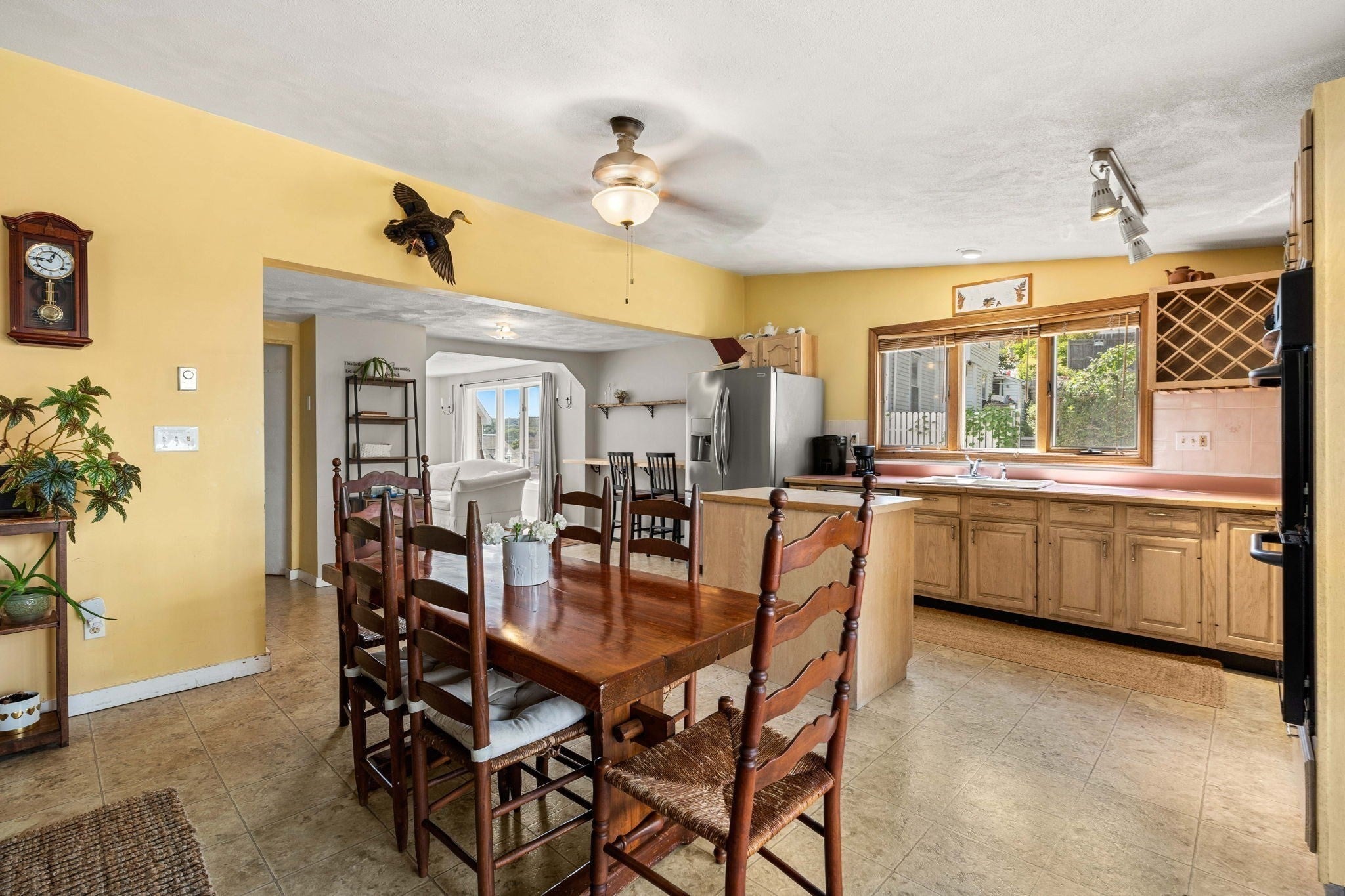 1 Granite Court, Gloucester, MA Photo #11