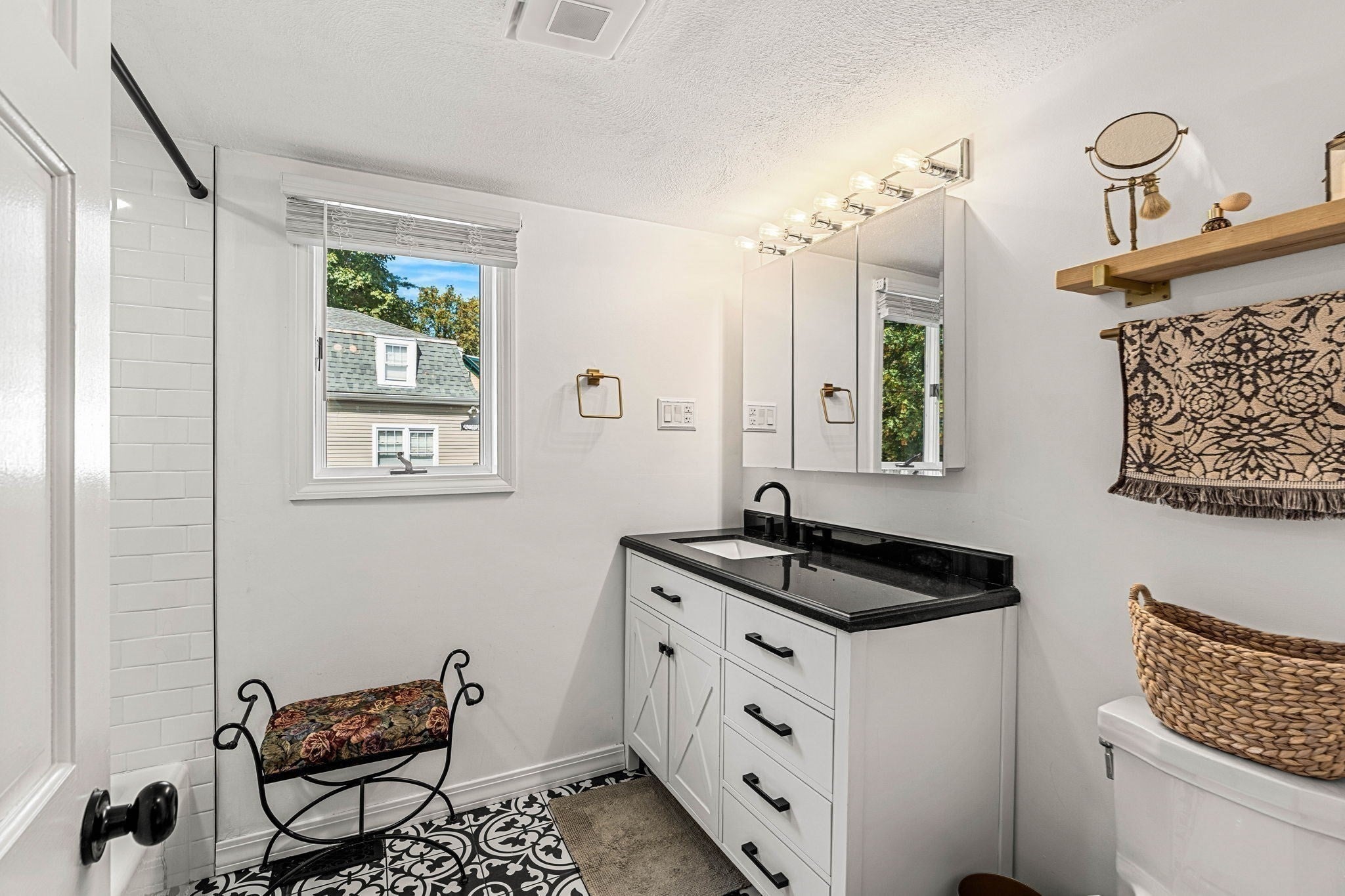 1 Granite Court, Gloucester, MA Photo #25