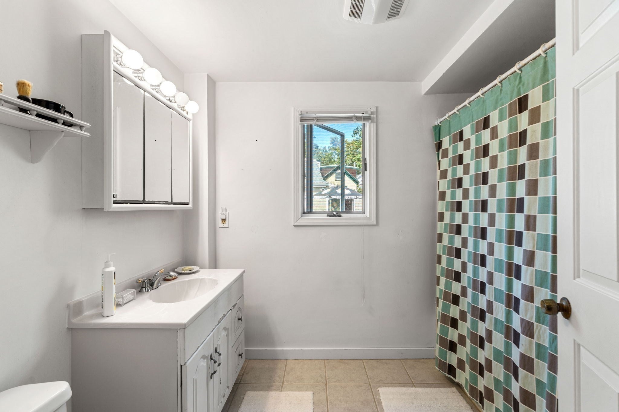 1 Granite Court, Gloucester, MA Photo #32