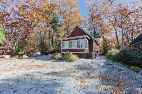 8 Hammock Dr 8 Westford MA 01886