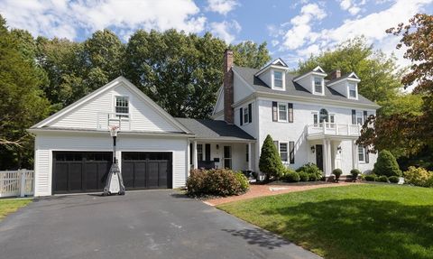 11 Golfview Dr Hingham MA 02043