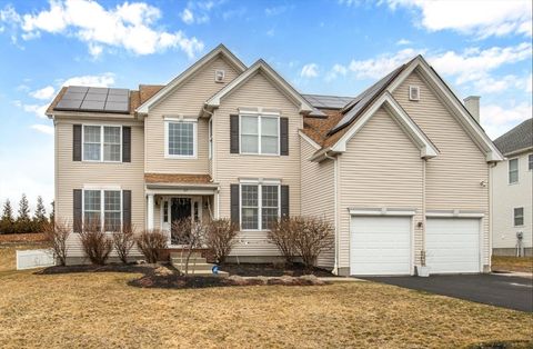 Photo of 77 Hound Pack Cir, Walpole, MA 02032 (MLS # 73487886)