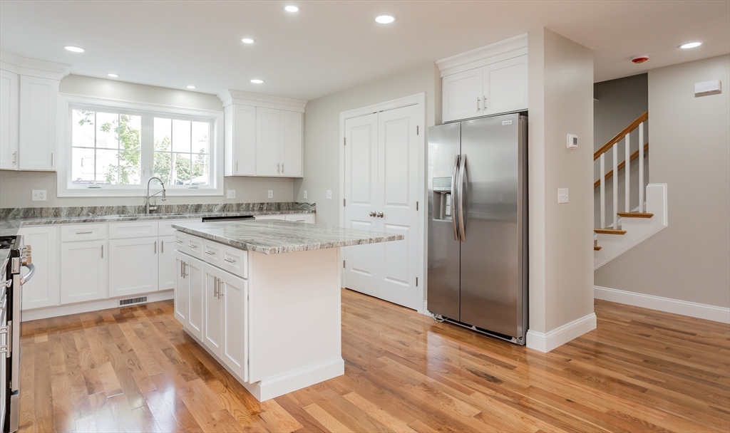 579 Summit St 2