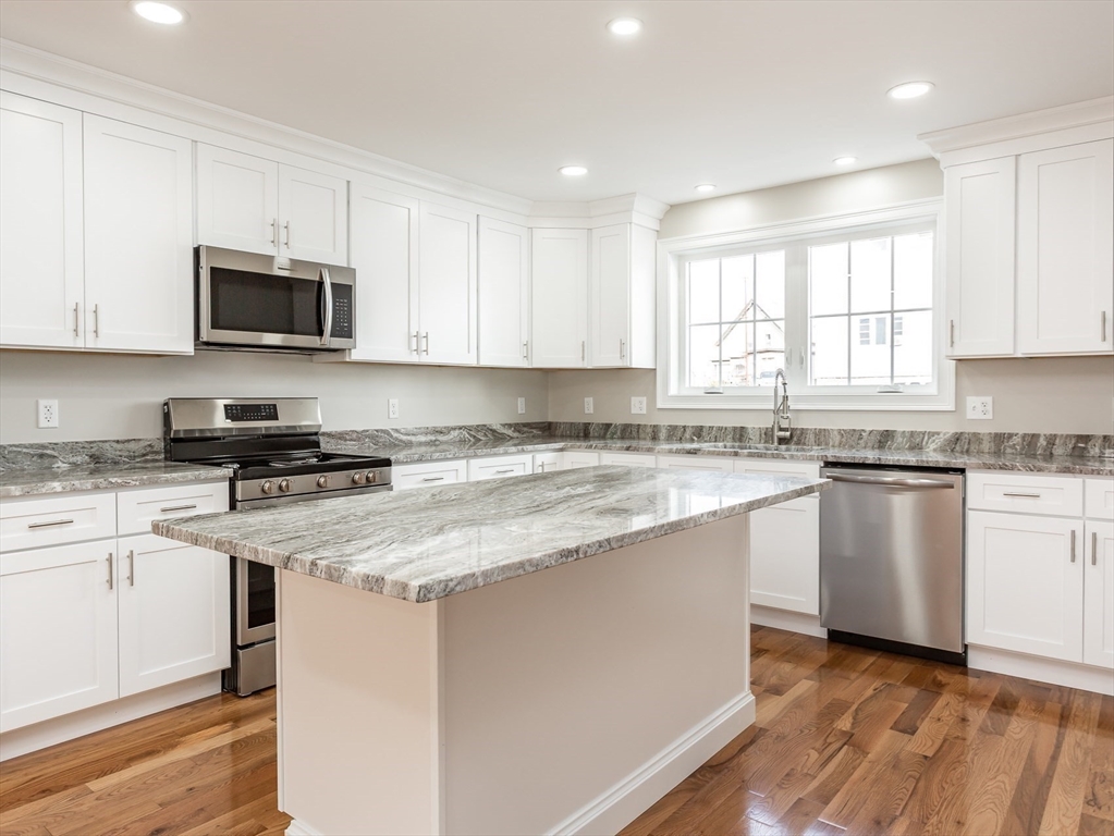 579 Summit St 2