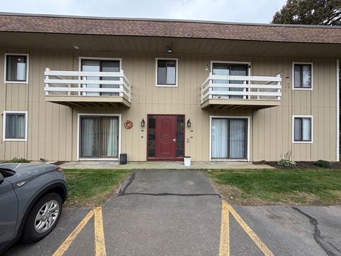 82 South Maple 43 Westfield MA 01085
