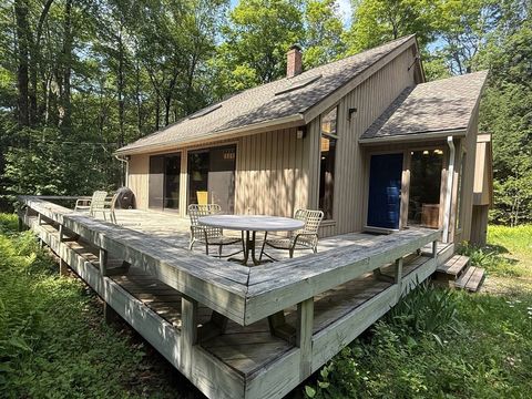 841 Moberg Rd Becket MA 01223