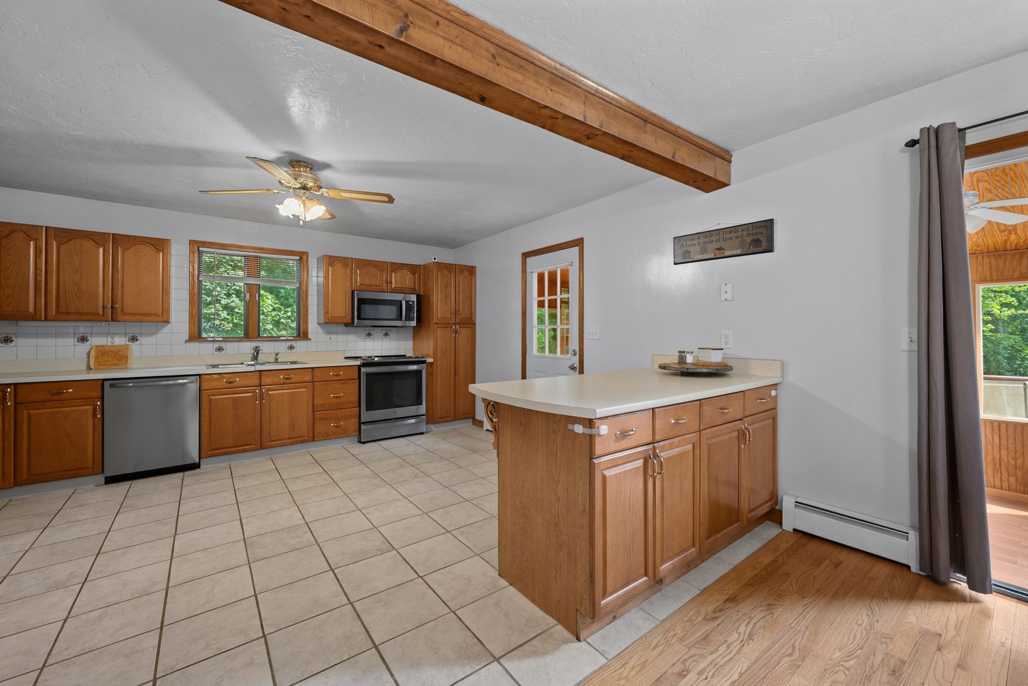 1 Shady Ln, Leicester, MA, 1 Shady Ln, Leicester, MA Photo #11