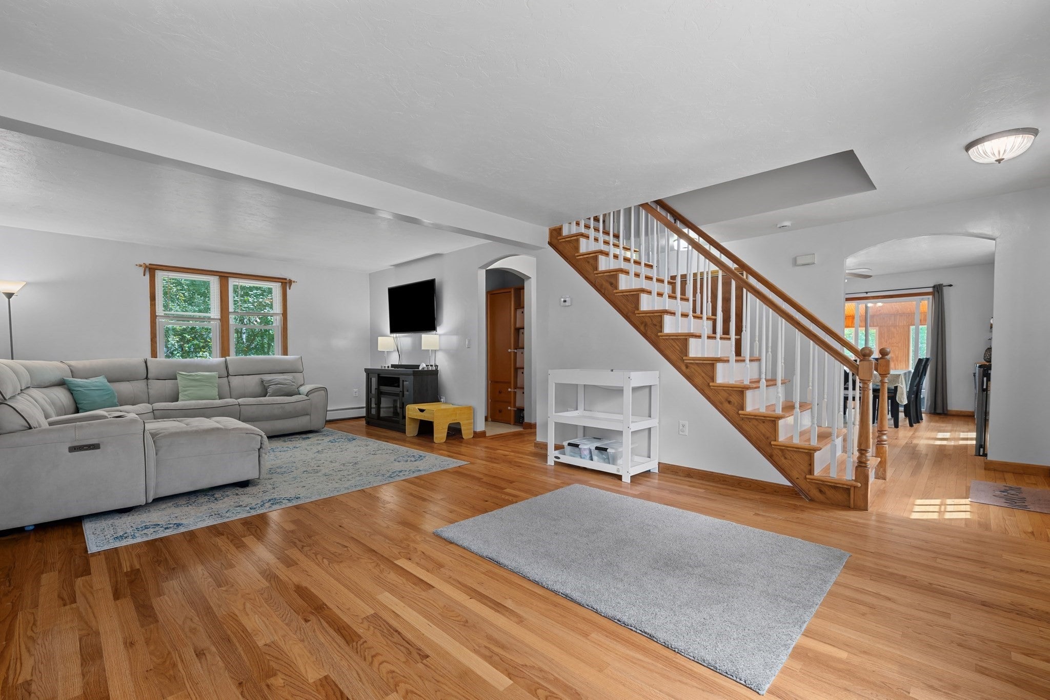 1 Shady Ln, Leicester, MA, 1 Shady Ln, Leicester, MA Photo #4