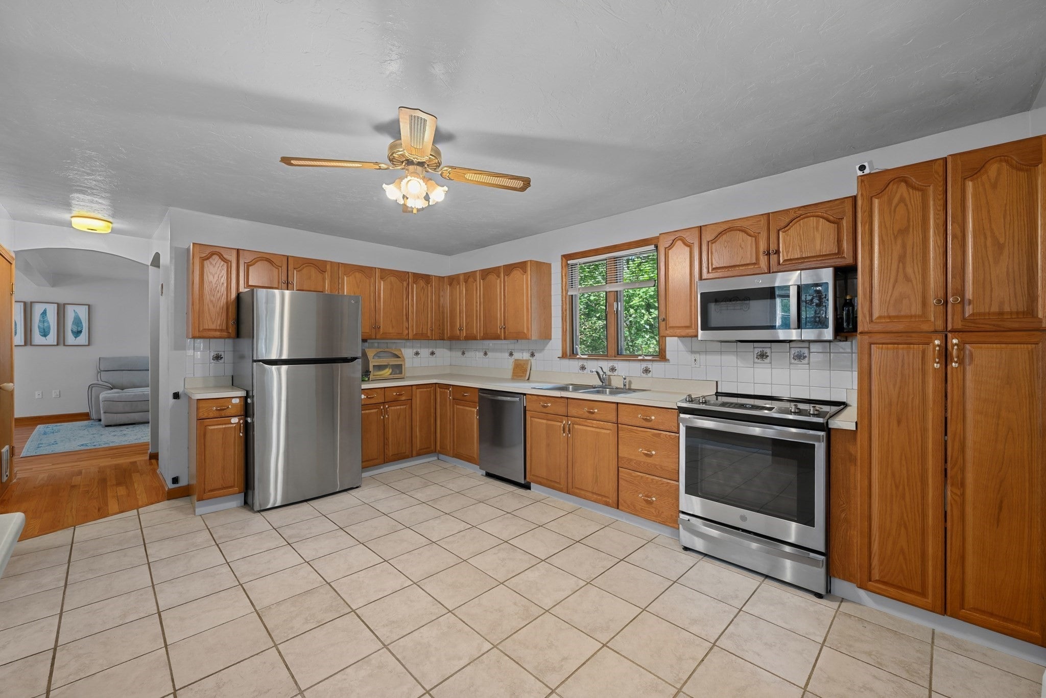 1 Shady Ln, Leicester, MA, 1 Shady Ln, Leicester, MA Photo #10
