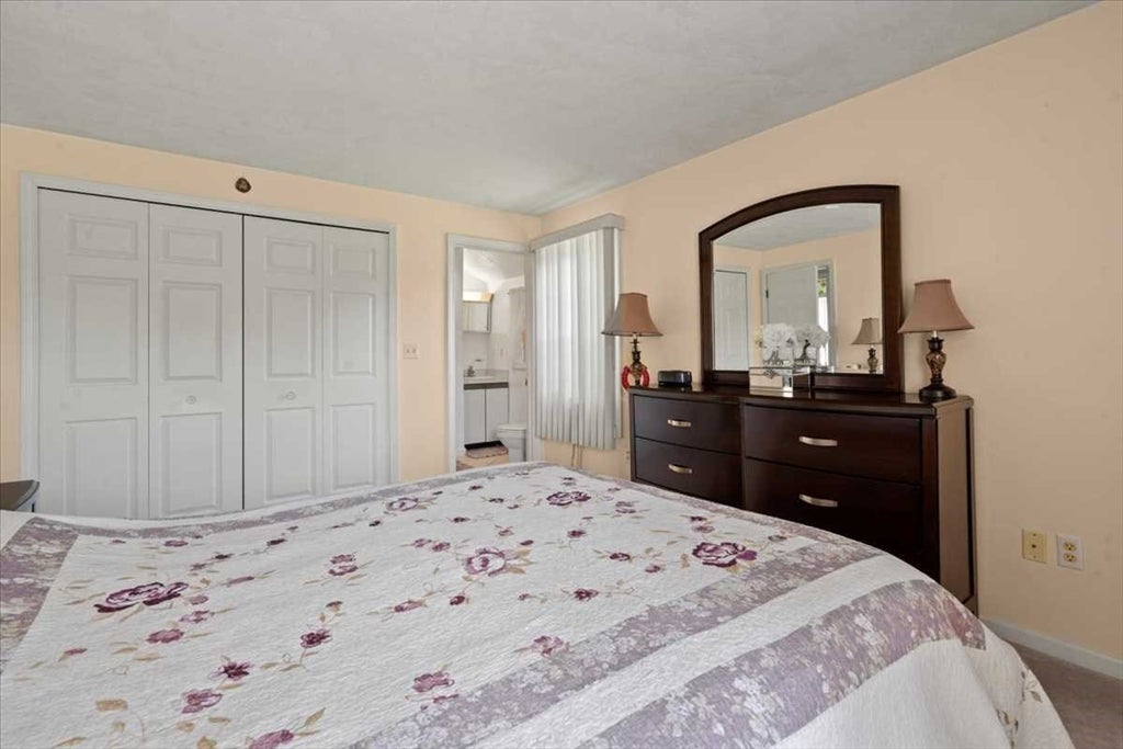 6 Moreland Green Dr, Worcester, MA, 6 Moreland Green Dr, Worcester, MA Photo #19