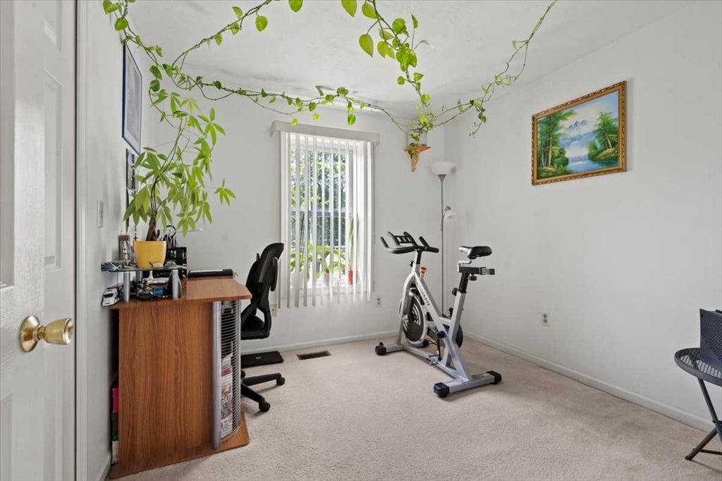 6 Moreland Green Dr, Worcester, MA, 6 Moreland Green Dr, Worcester, MA Photo #24