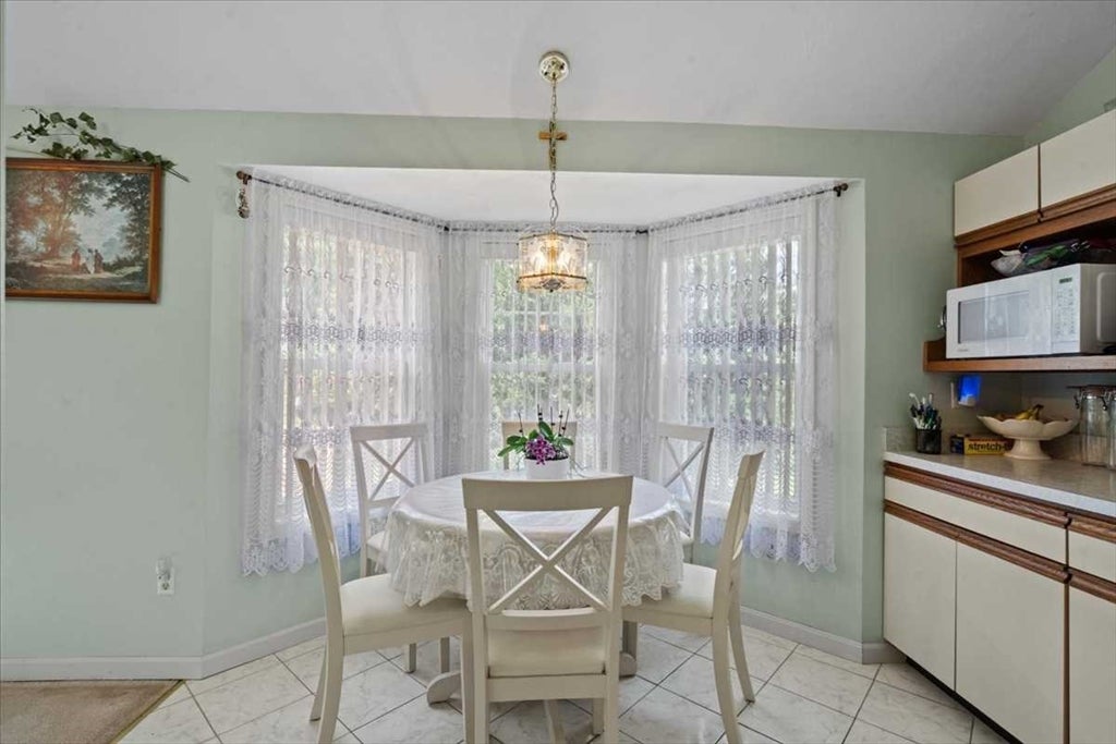6 Moreland Green Dr, Worcester, MA, 6 Moreland Green Dr, Worcester, MA Photo #14