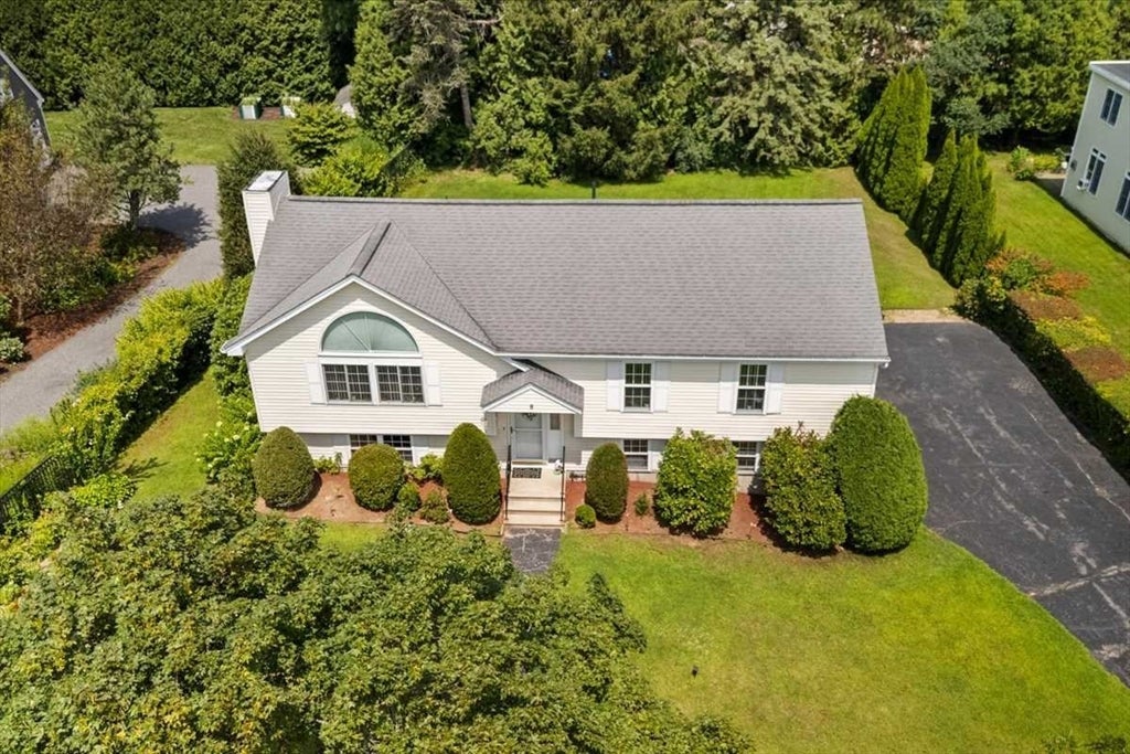 6 Moreland Green Dr