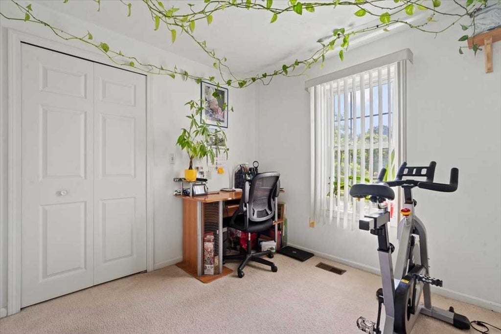 6 Moreland Green Dr, Worcester, MA, 6 Moreland Green Dr, Worcester, MA Photo #25