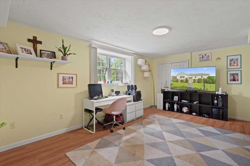 6 Moreland Green Dr, Worcester, MA, 6 Moreland Green Dr, Worcester, MA Photo #30