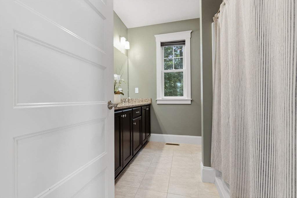 28 Follinsbee Ln #28, West Newbury, MA, 28 Follinsbee Ln #28, West Newbury, MA Photo #7