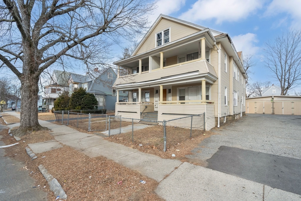 42 Kensington Ave