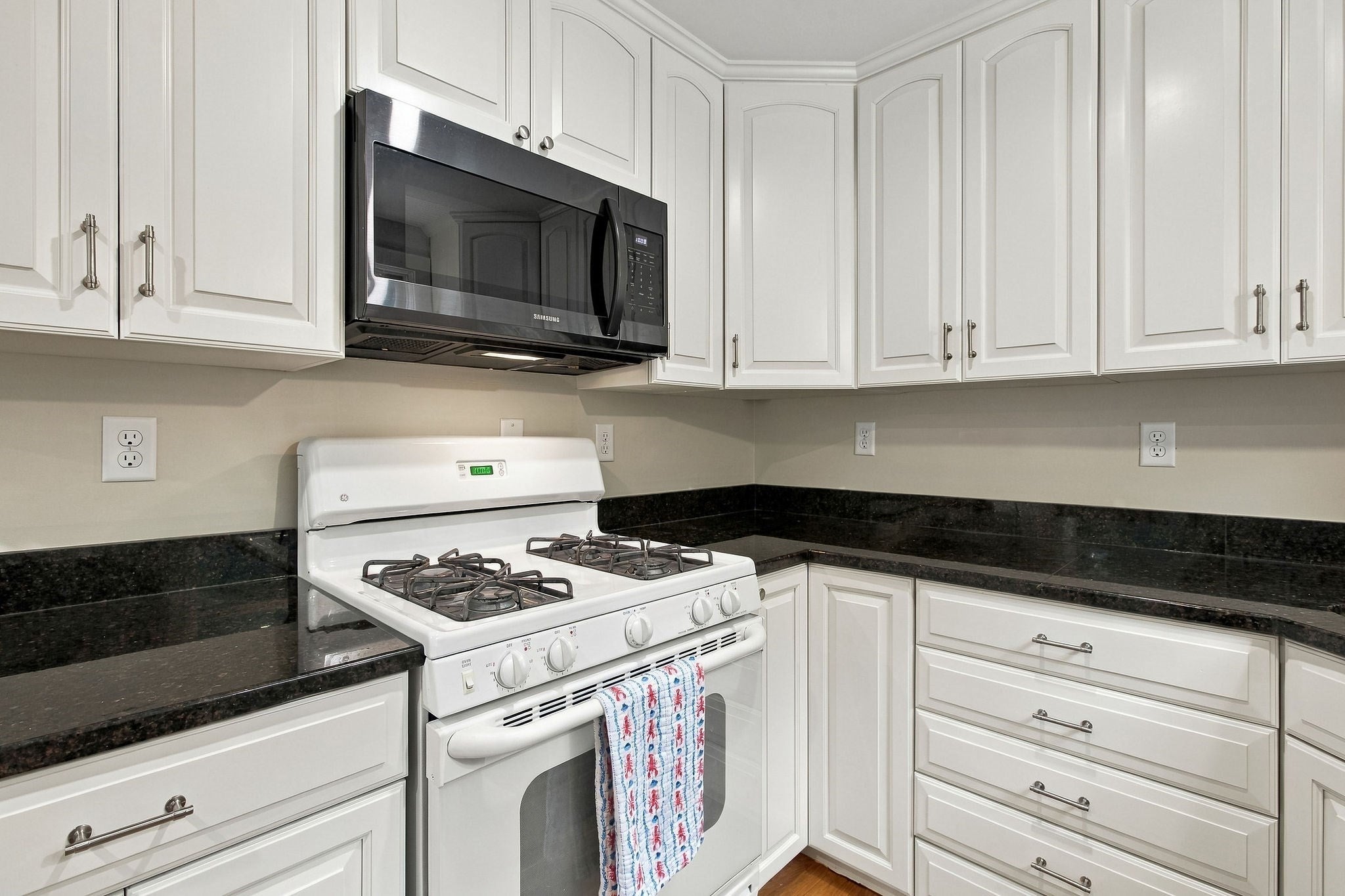 877 Bumps River Rd, Barnstable, MA, 877 Bumps River Rd, Barnstable, MA Photo #21