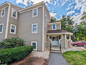 182 Heritage Dr 182 Northbridge MA 01588