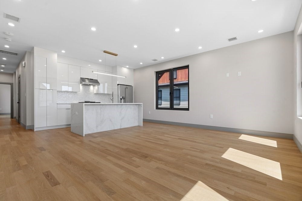 32 Mckone Street, Boston, MA, 32 Mckone Street, Boston, MA Photo #21