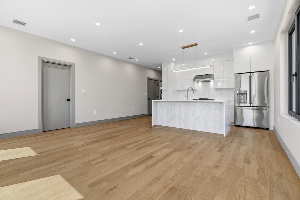 32 Mckone Street, Boston, MA, 32 Mckone Street, Boston, MA Photo #23