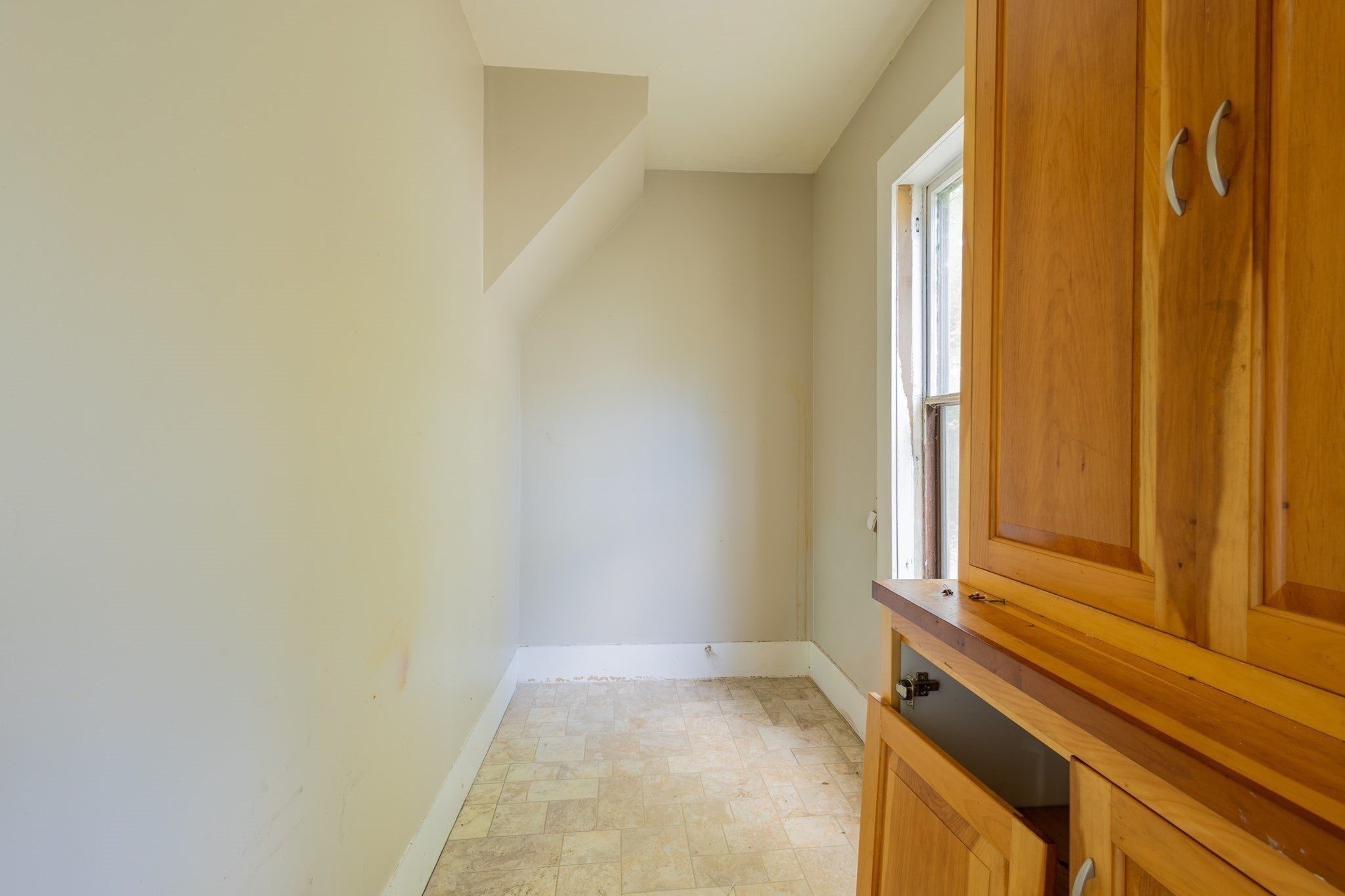 83 W Myrtle St, Orange, MA, 83 W Myrtle St, Orange, MA Photo #10