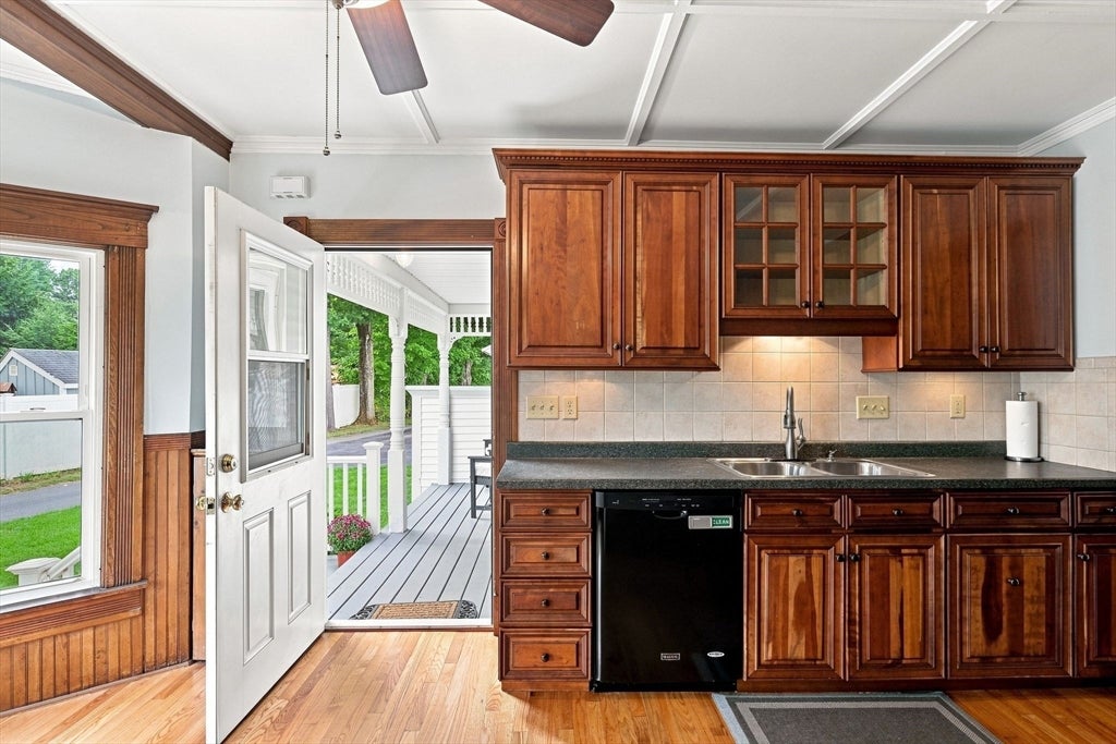 182 Granville Road, Westfield, MA Photo #5