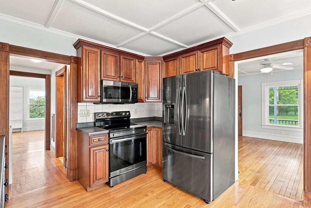182 Granville Road, Westfield, MA Photo #6
